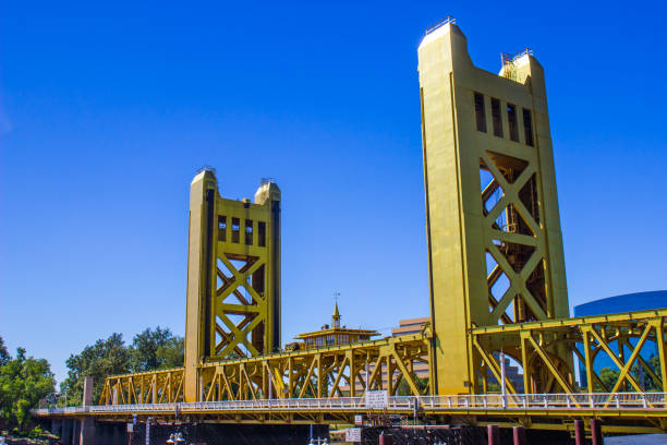 istock Two Towers On Traffic Bridge 692650662