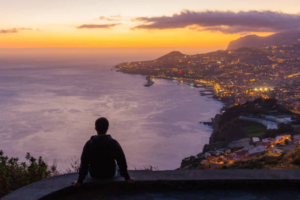 istock Travel Like a Local - Brief 692687402