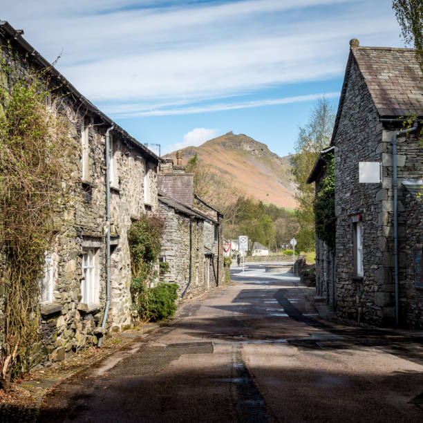 грасмир, озерный край, камбрия, англия - ambleside стоковые фото и изображения