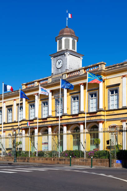istock Saint-Denis de la Reunion City Hall 692873562