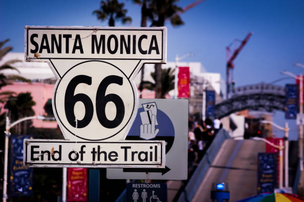 iconic route 66 end of trail sign at santa monica pier - santa monica pier imagens e fotografias de stock