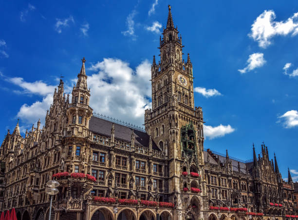 istock New Town Hall (Rathaus) - Munich - Germany 692918662