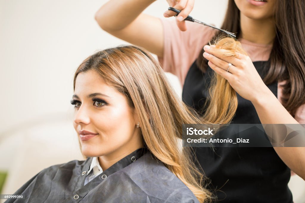 Pretty Woman Getting A Haircut Stock Photo - Download Image Now - Cutting  Hair, Hairstyle, Women - iStock