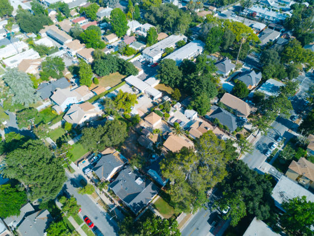 istock Residential Neighborhood 693089318