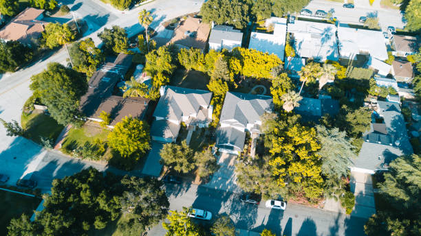 istock Residential Neighborhood 693091238