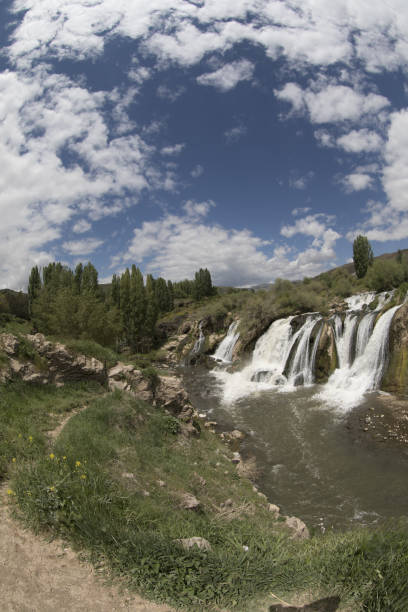 istock Muradiye waterfalls in Van, Turkey 693091284