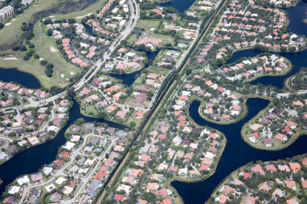 luftaufnahme der wohngebiete in ft. lauderdale, fl - fort lauderdale aerial view city florida stock-fotos und bilder