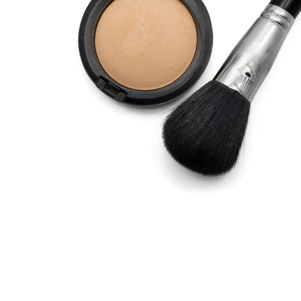 istock Powder brush and pressed powder 693160808