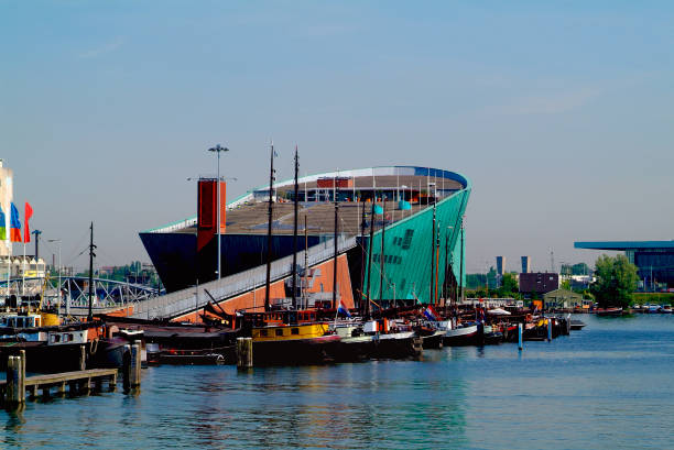 holland, amsterdam, 5420-152 - nemo museum imagens e fotografias de stock