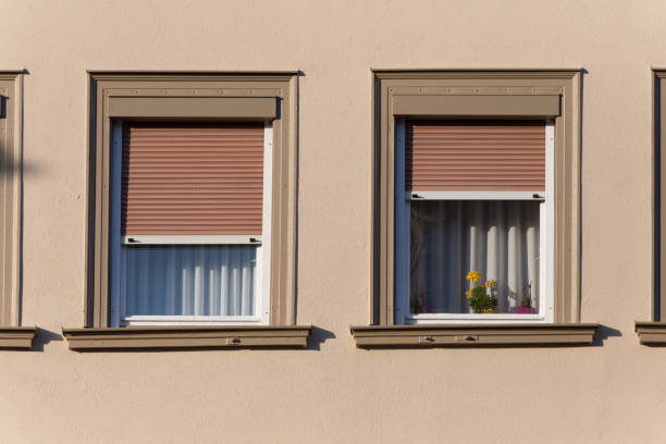 istock facades at historical city 693319560