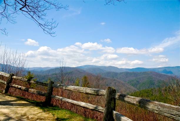 istock Great Smoky Mountains National Park 693331614