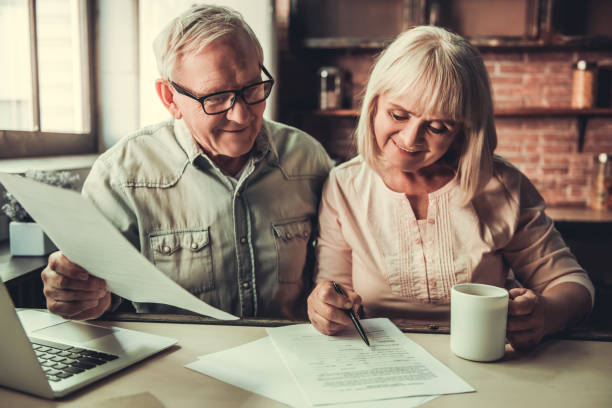 istock Senior couple in kitchen 693331842