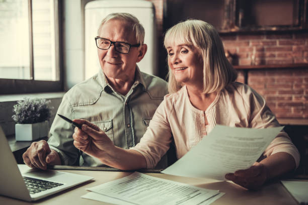istock Senior couple in kitchen 693331916