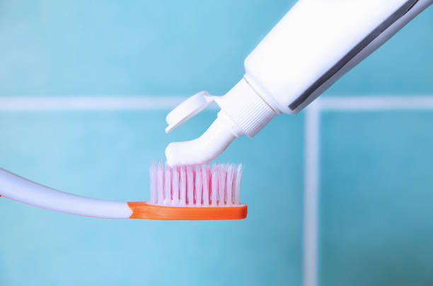 Squeedzed Toothpaste 1,000+ Squeezed Toothpaste Stock Photos, Pictures & Royalty-Free Images ...