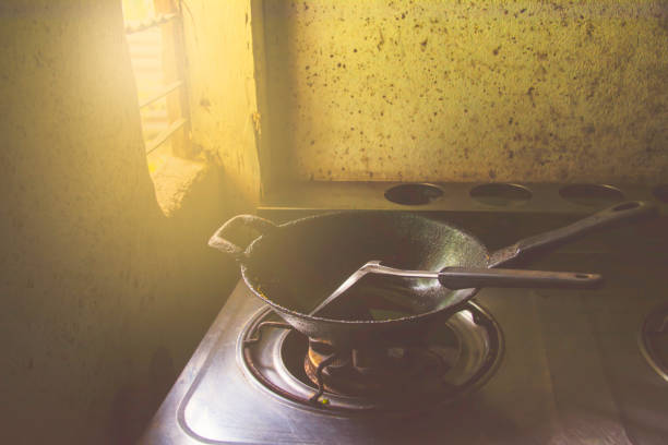 istock Frying pan with flipper in the kitchen in the morning 693346092