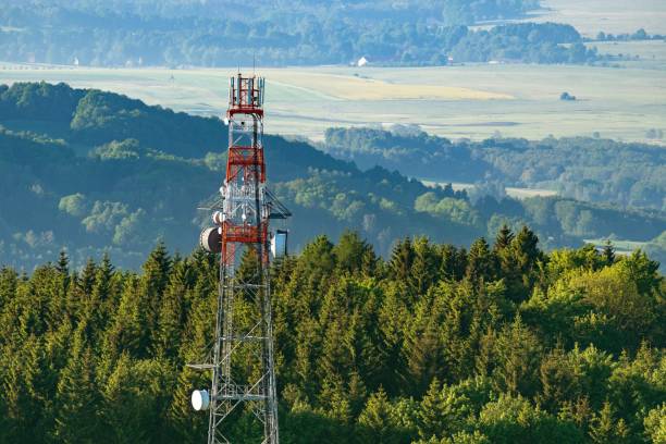 wieża telekomunikacyjna - high peaks audio zdjęcia i obrazy z banku zdjęć