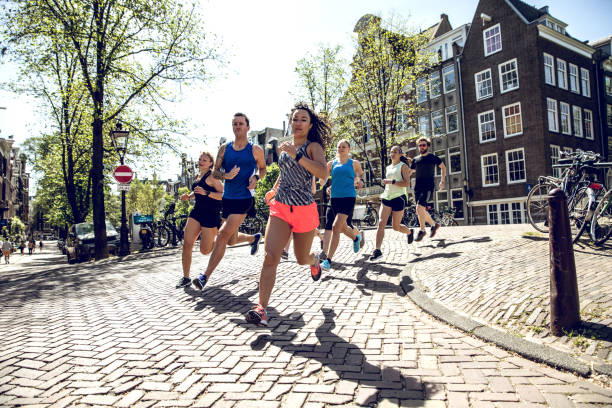 istock Urban runners crew training in the city 693413228