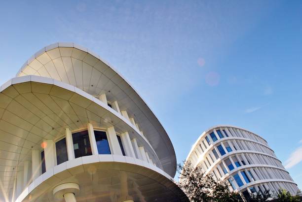 istock Modern office building with facade of glass 693421564