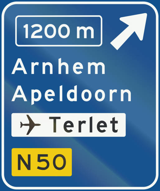 stockillustraties, clipart, cartoons en iconen met nederland-verkeersbord k2: informatiebord voor een afslag verder op een snelweg - arnhem
