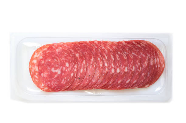 istock Pack of circlar shaped sliced sausage for sandwich 693469158