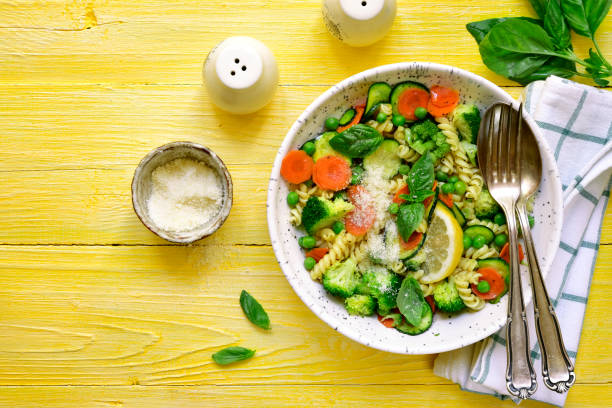 istock Pasta primavera in a bowl 693474854