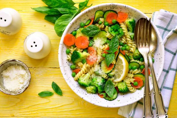 istock Pasta primavera in a bowl 693474870