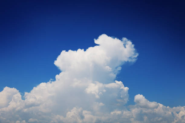 Photo of huge white cloud on blue sky