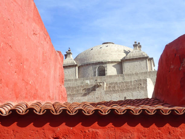 수도원 산타 카 탈리 나, 아레 키 파, 페루 - santa catalina monastery 뉴스 사진 이미지