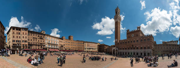 istock Piazza del Campo, Siena, Italy 693867802