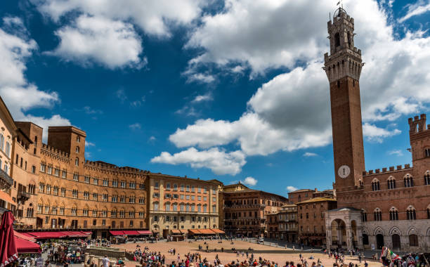 istock Piazza del Campo, Siena, Italy 693868326
