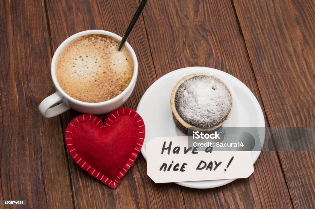 Foto de Xícara De Café Tem Uma Massagem De Bom Dia E Um Coração e mais fotos de stock de Carl Froch - iStock Foto de Xícara De Café Tem Uma Massagem De Bom Dia E Um Coração e mais fotos de stock de Carl Froch - iStock