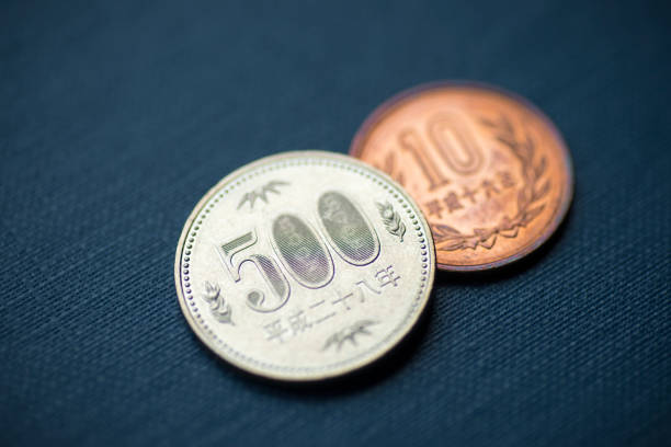 istock Japanese Yen Coins 693899890