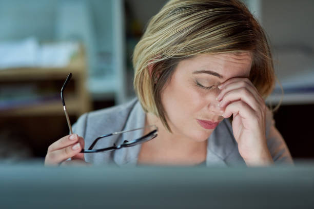 istock She's been looking at that screen for far too long 694043838