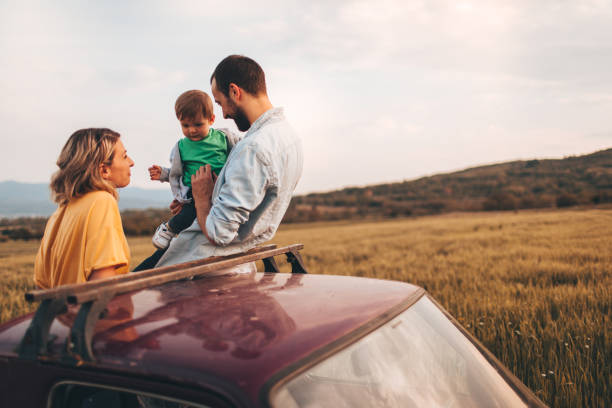 istock Family on the road 694044258