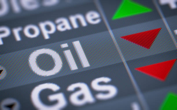 istock The Index of Oil. Down. 694065192