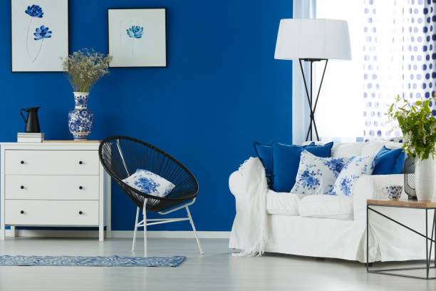 istock Flowery accessories in living room 694095094