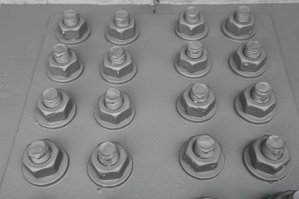 1 screw is put.