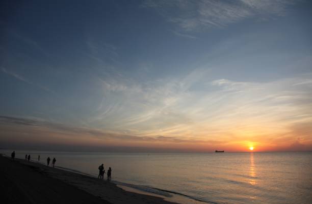 istock Sunrise on Fort Lauderdale Beach 694135086