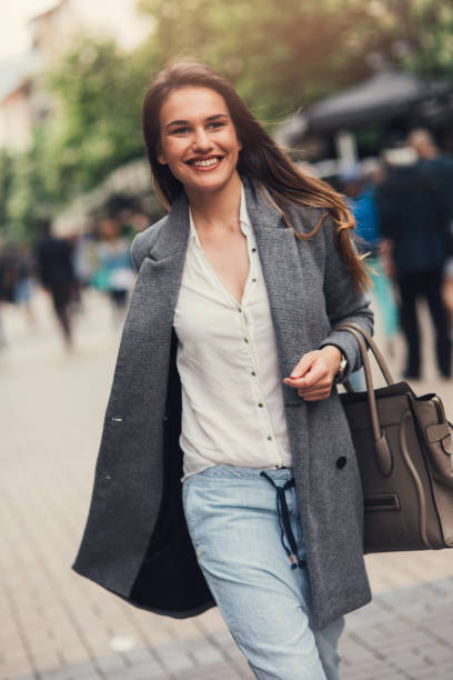 istock City girl 694364912