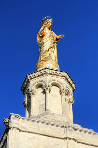 istock Avignon, France 694371772