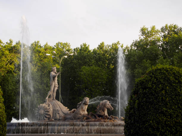 istock Neptune fountain in Madrid 694415728