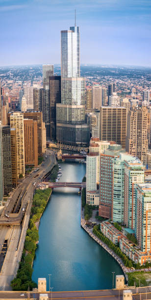 istock Chicago River Aerial Sunrise 694682822