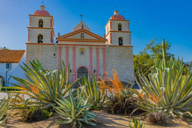 istock Historic Santa Barbara Mission with Spring foliage, California 694703702