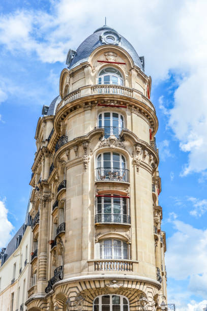 architektura paryża - art nouveau door paris france luxury zdjęcia i obrazy z banku zdjęć