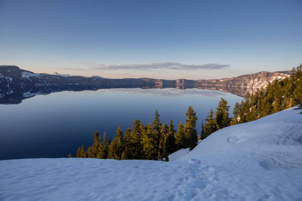 istock Crater Lake, Oregon 695004390