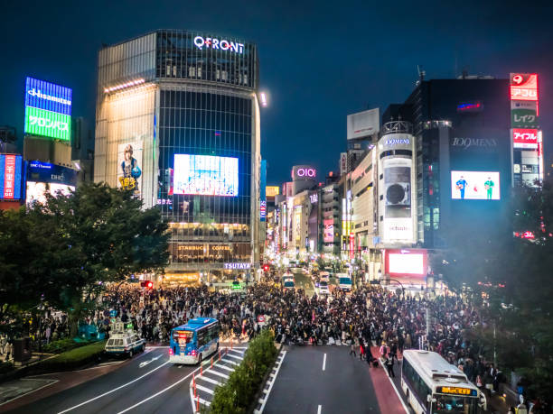 istock Tokyo shibuya night view 695019854