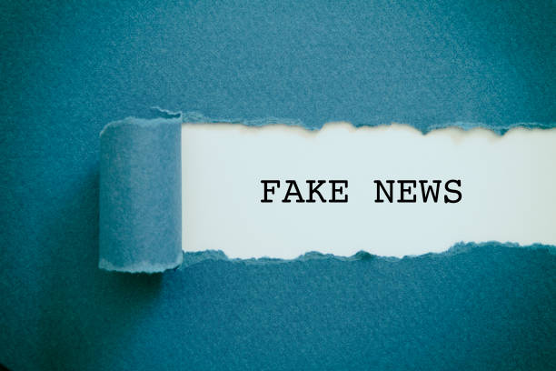 istock FAKE NEWS 695062680