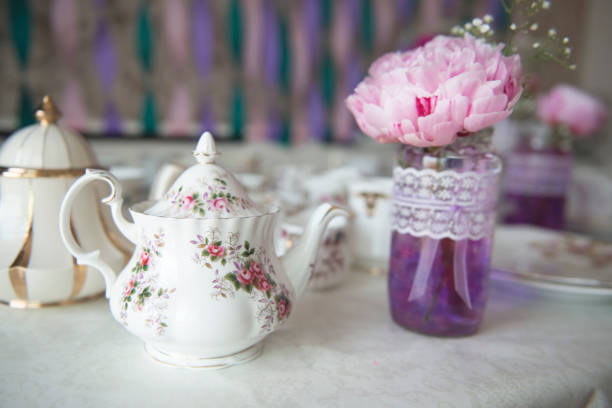 istock Tea pot and flour vase 695131018