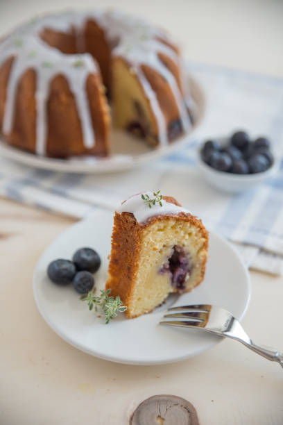 istock Lemons blueberry Gugelhupf 695137388