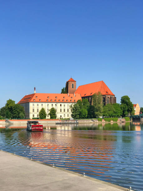 istock View to Ostrow Tumski, Wroclaw, Poland 695151176